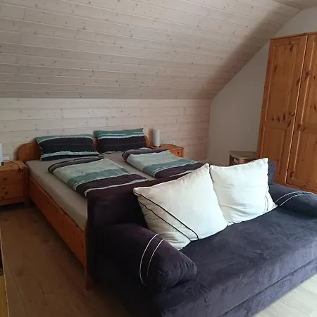 Ferienwohnung Burgenwelt Im Wilden Sueden Münsingen Exterior foto